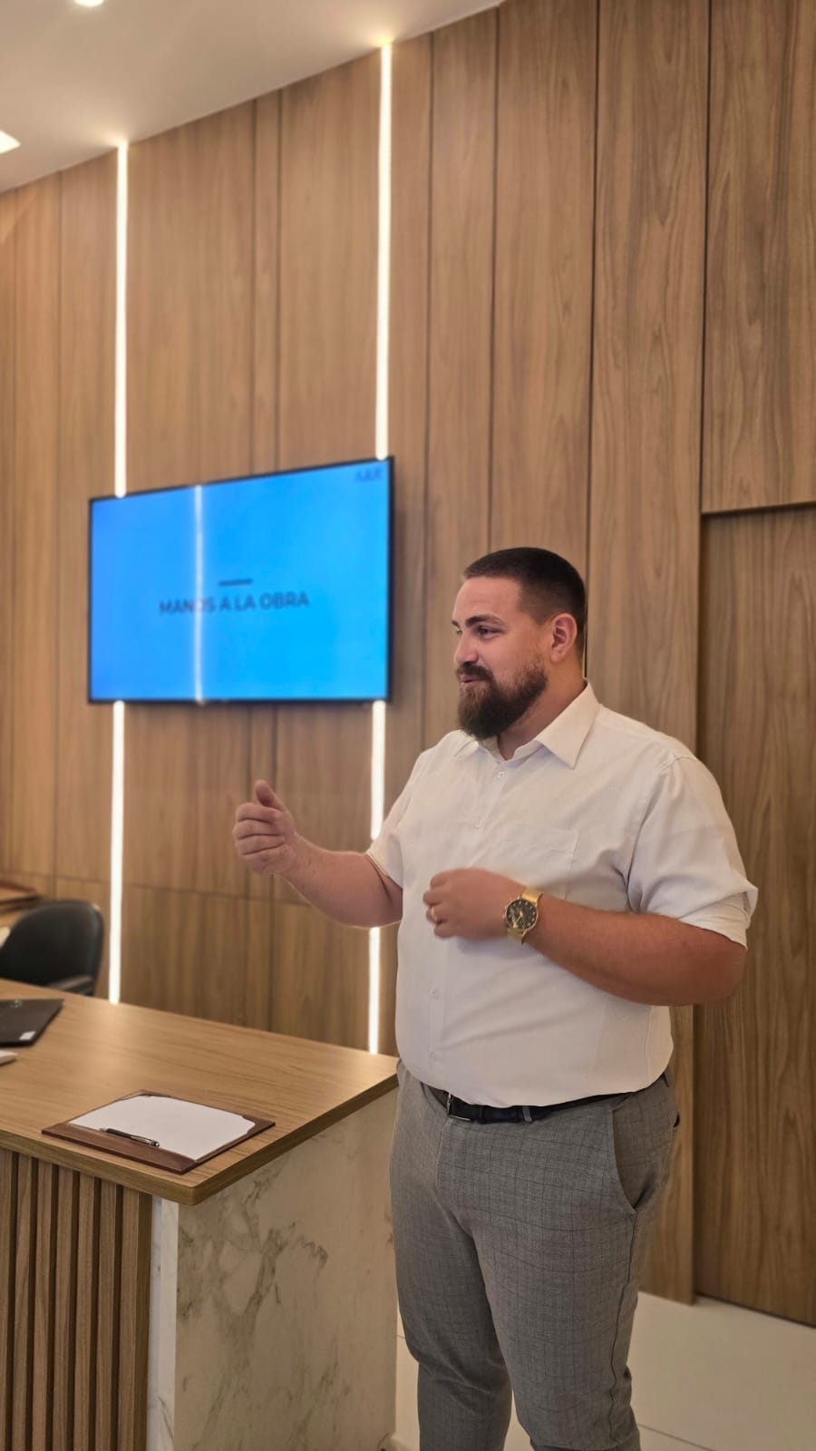 Atendimento no escritório da Rodriguez Contabilidade